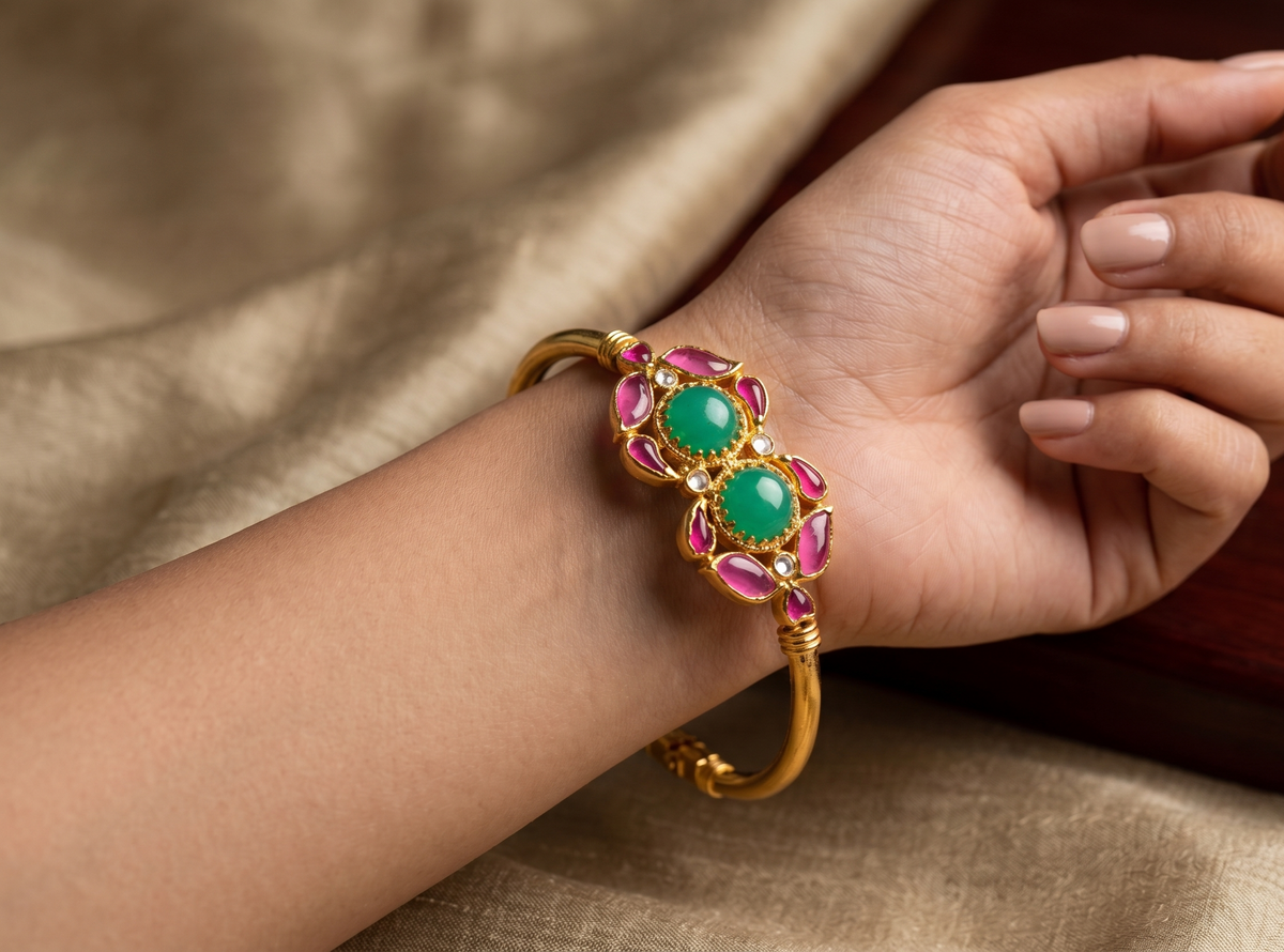 Gold tone uncut ruby-emerald Kada dj-03274