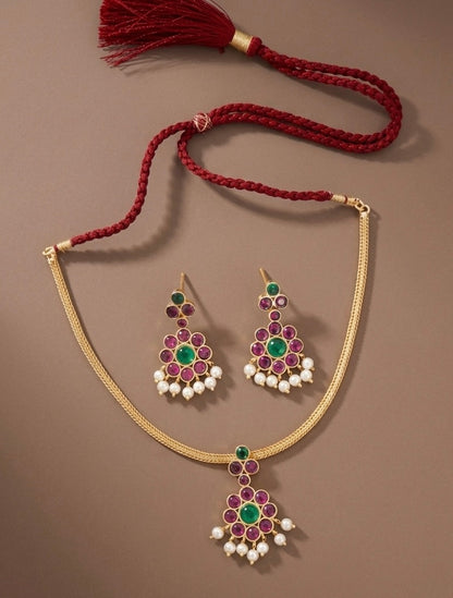 Gold tone precious kemp-green flower attigai/necklace set dj-54621