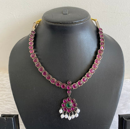 Black finish precious kemp-green pearl flower necklace dj-50753