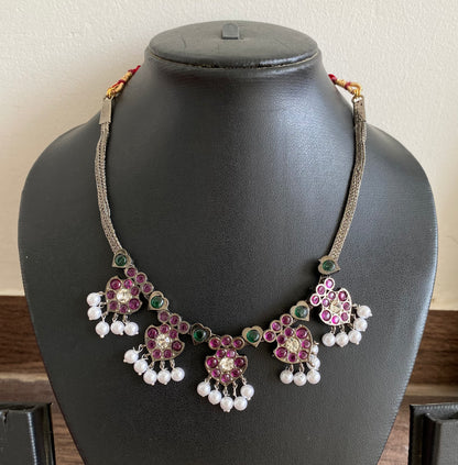 Black finish precious kemp-green-white pearl necklace dj-50762