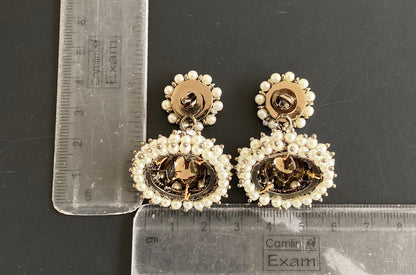 Black finish precious kemp-white stone pearl jhumkka dj50980