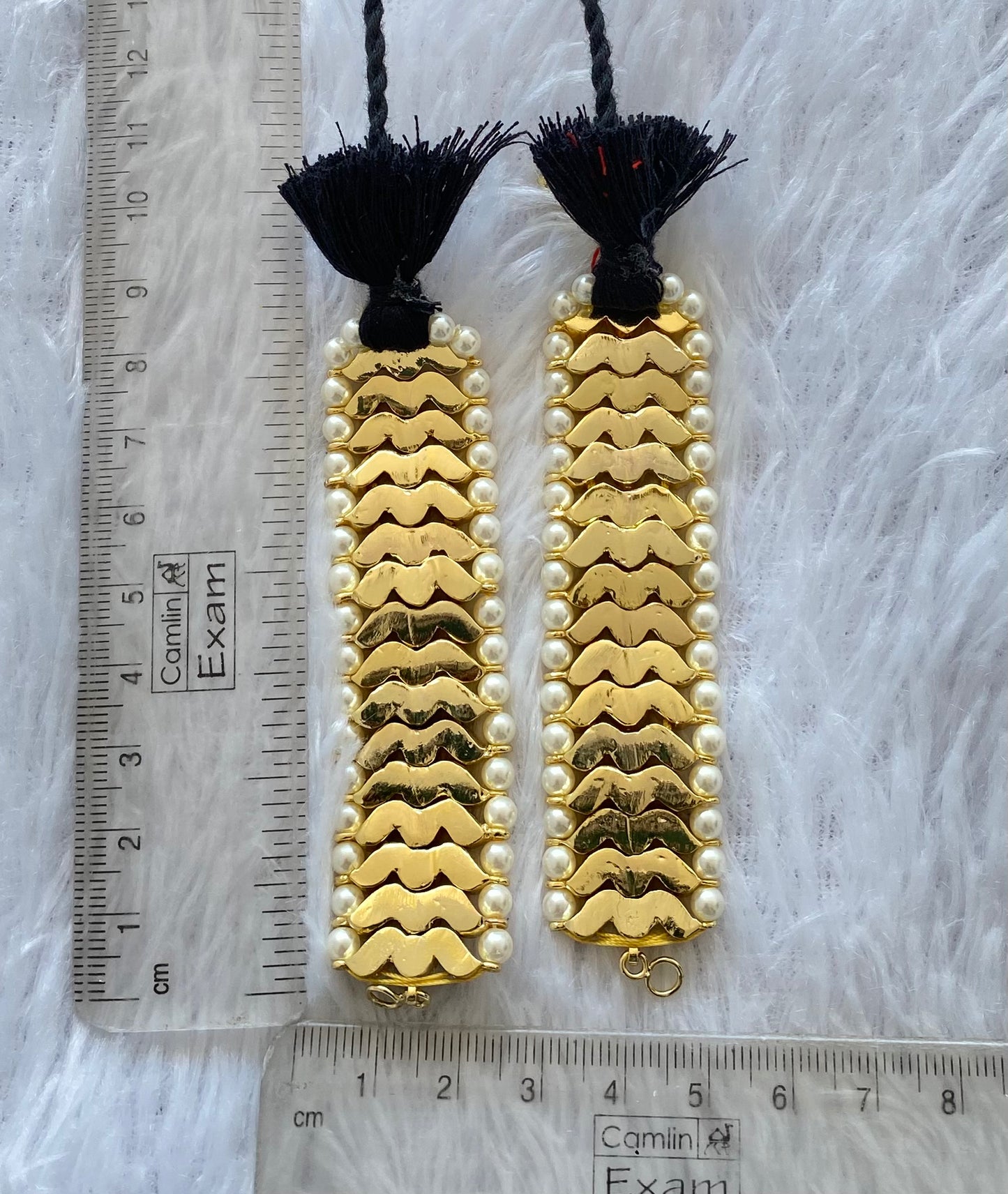 Gold tone precious kemp-white stone pearl ear side chain dj-50996