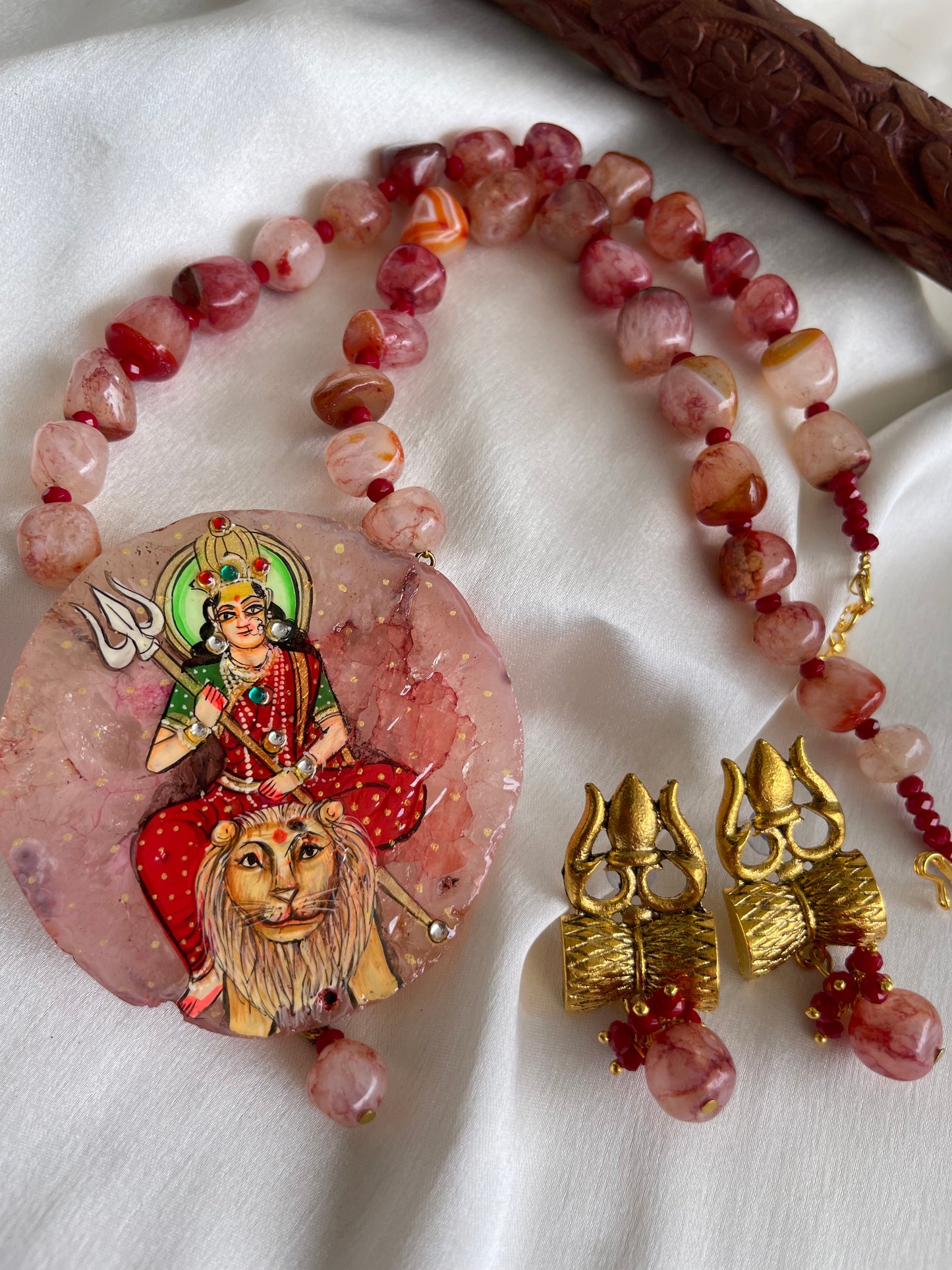 Antique Red Onyx beaded Ma Shakti Hand painted agate pendant necklace set dj-42549