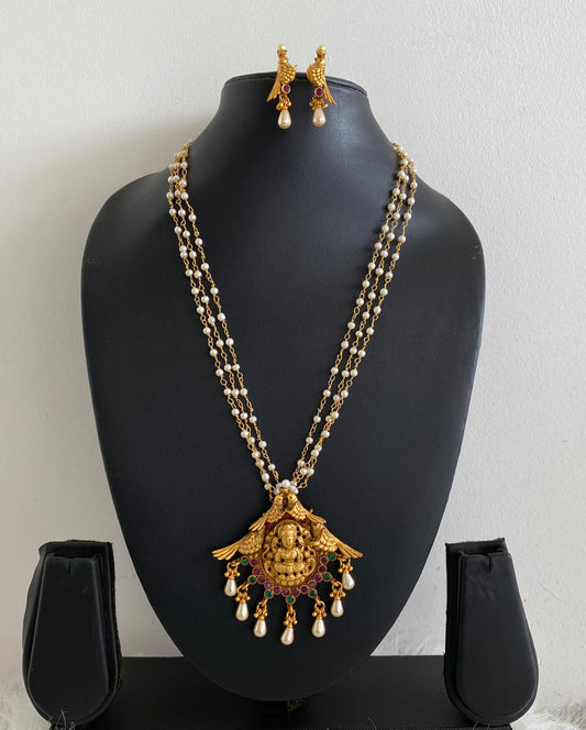 Matte finish pink-green lakshmi necklace set-dj07564