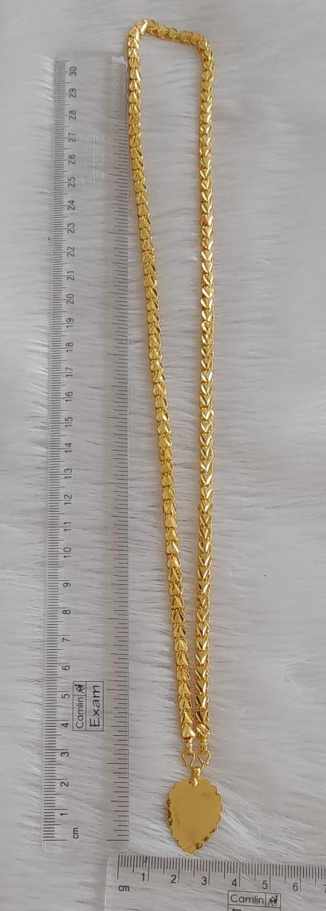 Gold tone chian with om pendant dj-43570