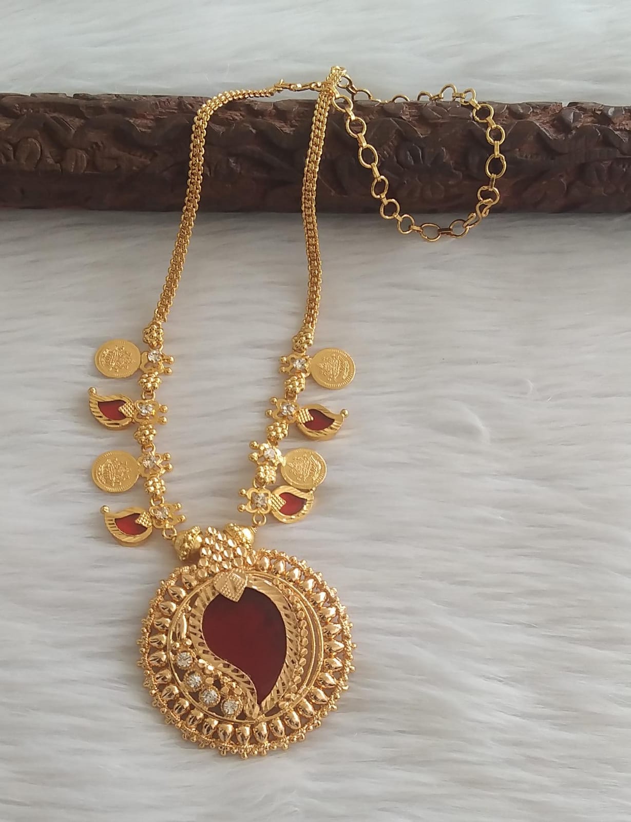 Gold tone red mango kerala design coin necklace dj-44666