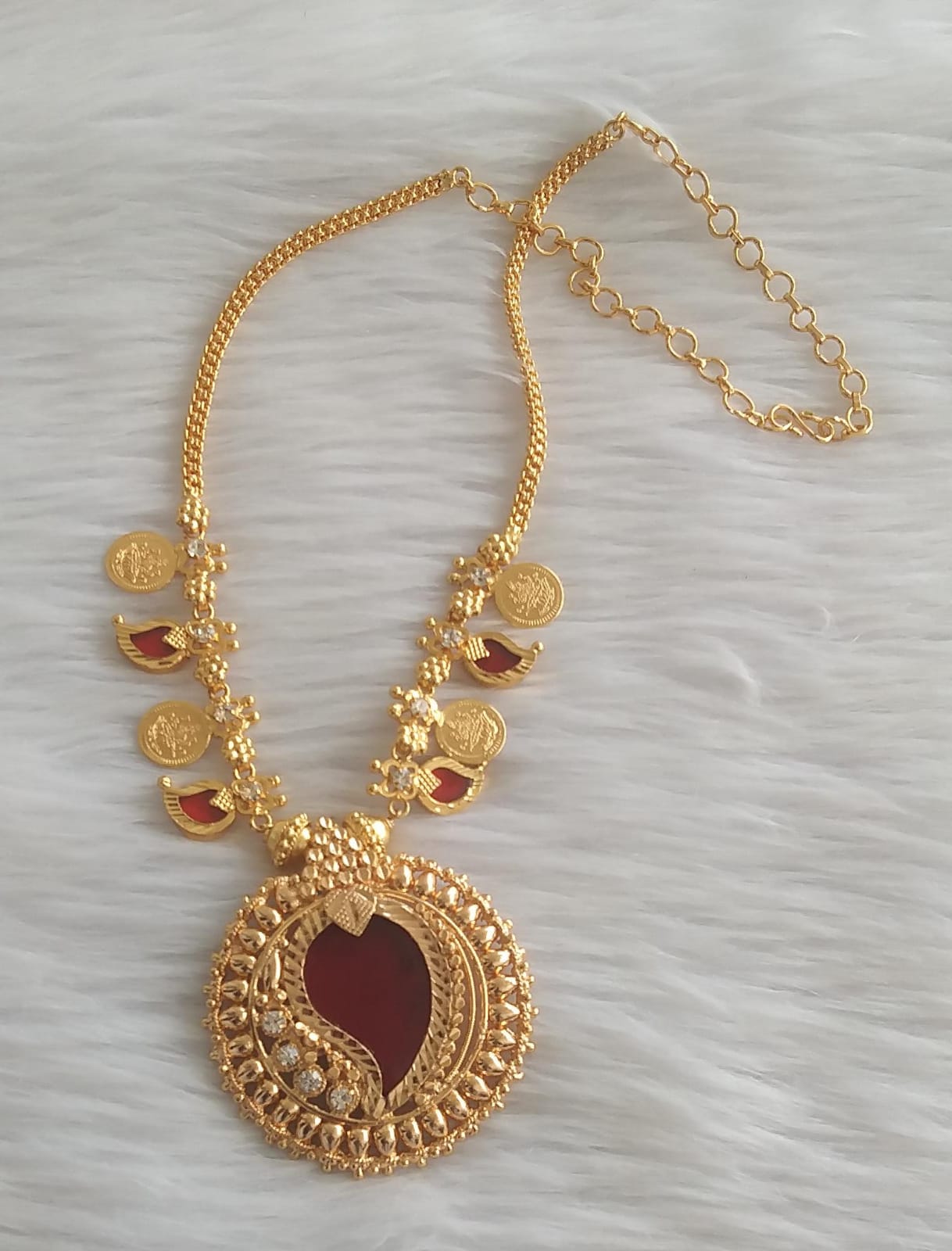 Gold tone red mango kerala design coin necklace dj-44666