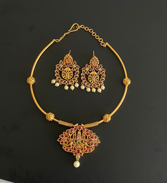 Matt Finish Kemp-green Shri Thirumal Nama Hasli Necklace Set DJ30892