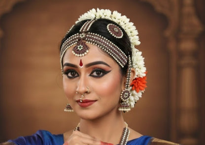 Black finish real kemp-green-white pearl maang tikka dj-50430