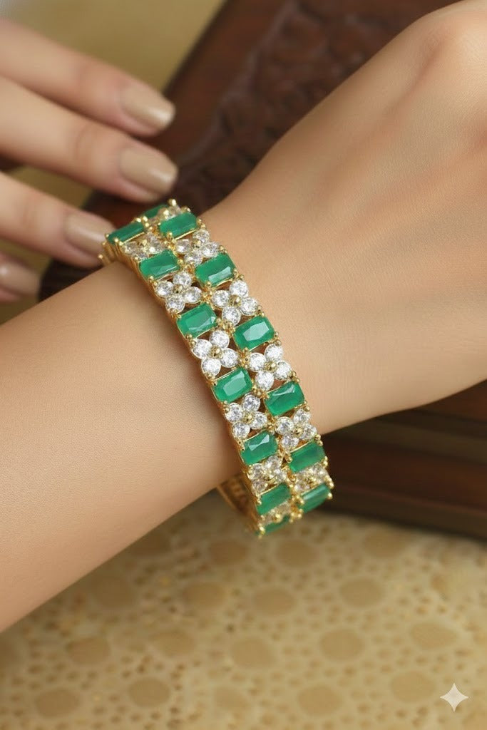 Gold tone Cz White-emerald Bracelet DJ20716