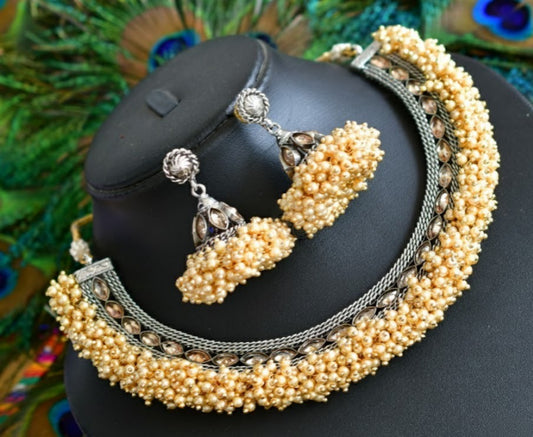 Dual tone pearl cluster choker necklace set dj-01465