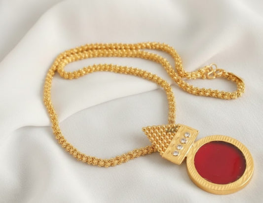 Gold tone Kerala style Red round Pendant with chain DJ24266