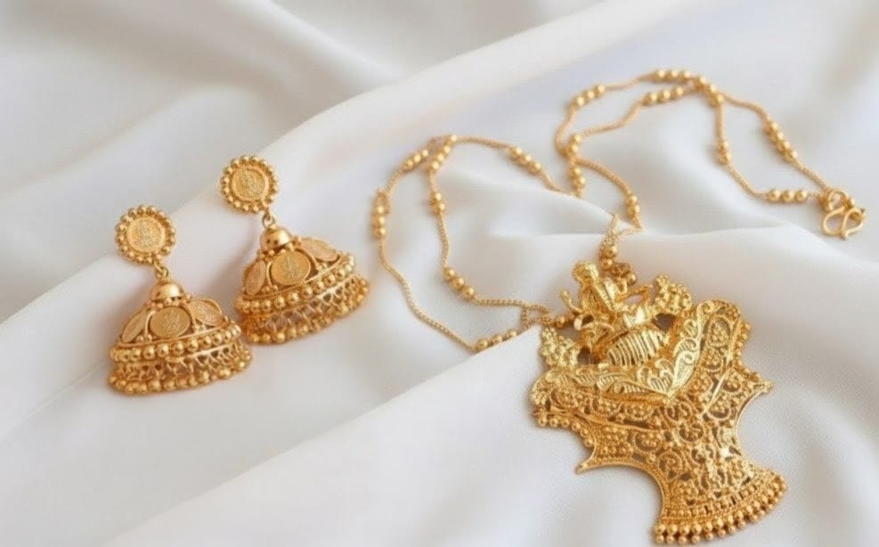 Beautiful Gold Tone Lakshmi Designer Pendant Chain With Coin Jhumkka DJ32821