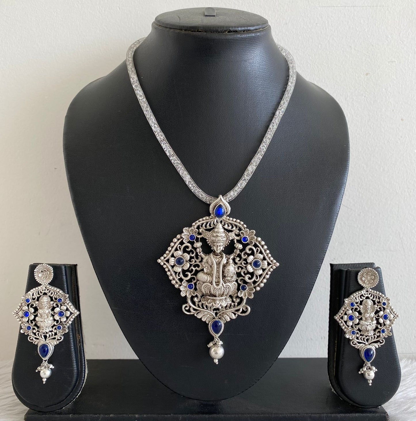 Silver Tone Blue Lakshmi Necklace Set-dj09916