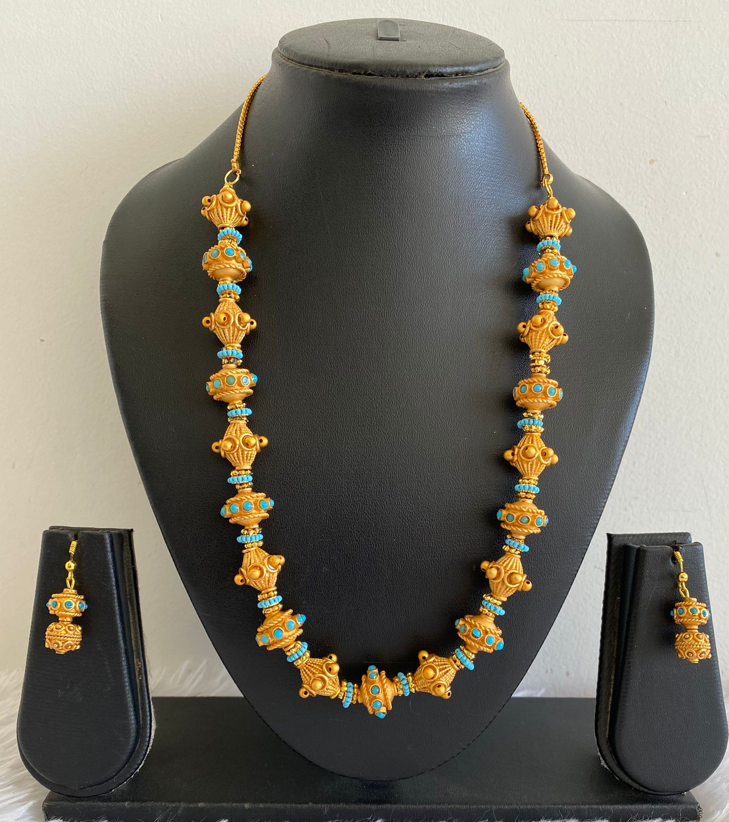 Matte Finish Handmade Turquoise Blue Designer Beads Necklace Set-dj07582