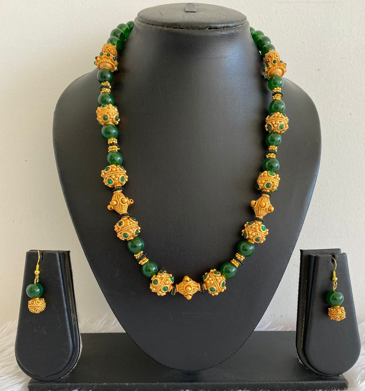Matte Finish Handmade Green Designer Beads Necklace Set-dj07586