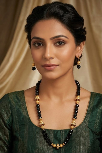 Lovely Handmade Black Meenakari Bead Necklace Set-dj04421