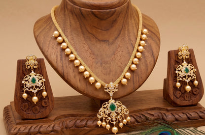 Gold tone cz-green-white pearl necklace set dj-01667