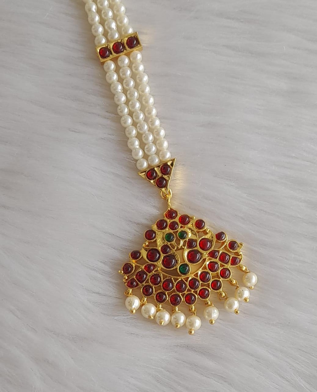 Gold Tone kemp-green pearl peacock maang tikka dj-29717