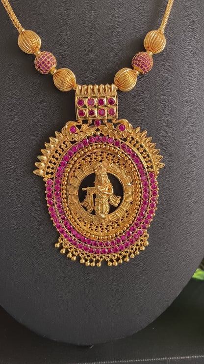 Gold tone kerala style ad pink stone krishna peacock kodi necklace dj-47839