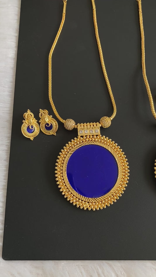 Gold tone kerala style white stone ball blue round kodi necklace set dj-47837