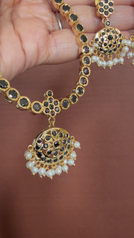 Gold tone South Indian style black attigai set dj-34633