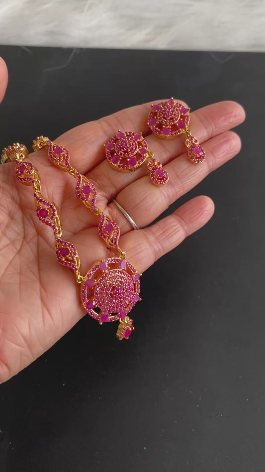 Gold Tone Cz Ruby Flower Necklace Set DJ31319