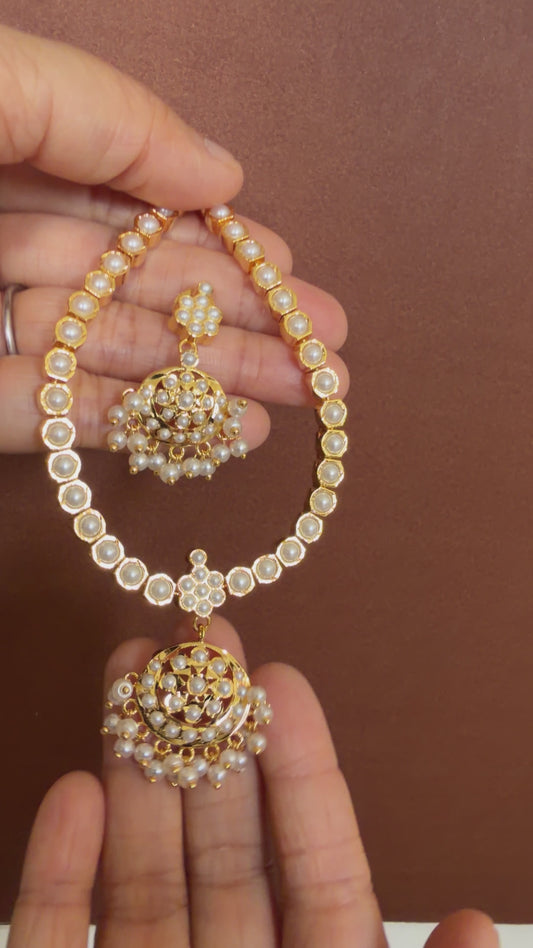 Gold Tone South Indian Style Pearl Attigai/Necklace Set DJ28345