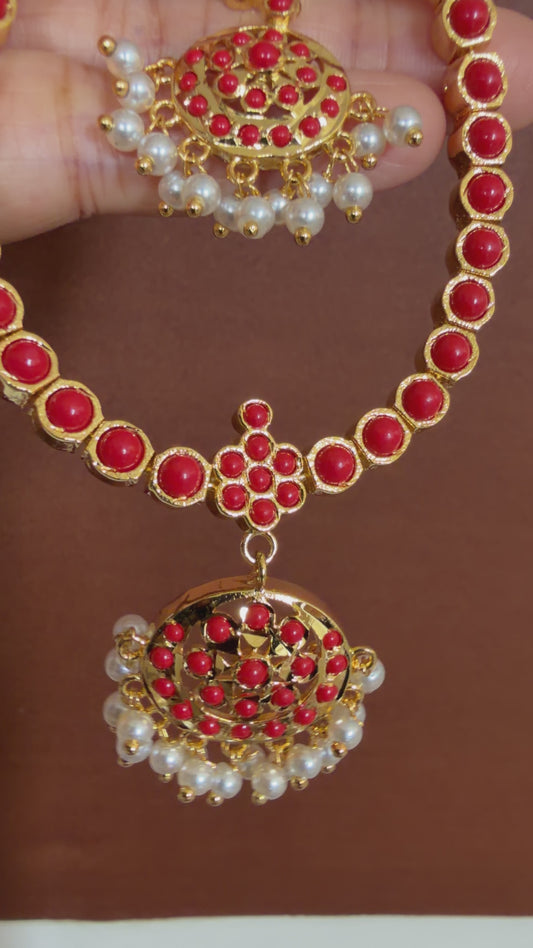Gold tone coral south Indian style attigai/necklace set DJ18306