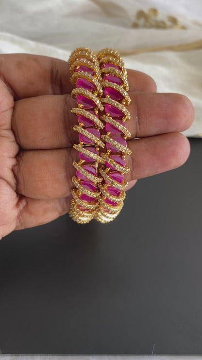 Antique gold tone cz white-ruby stone bangles(2.4) dj-53490