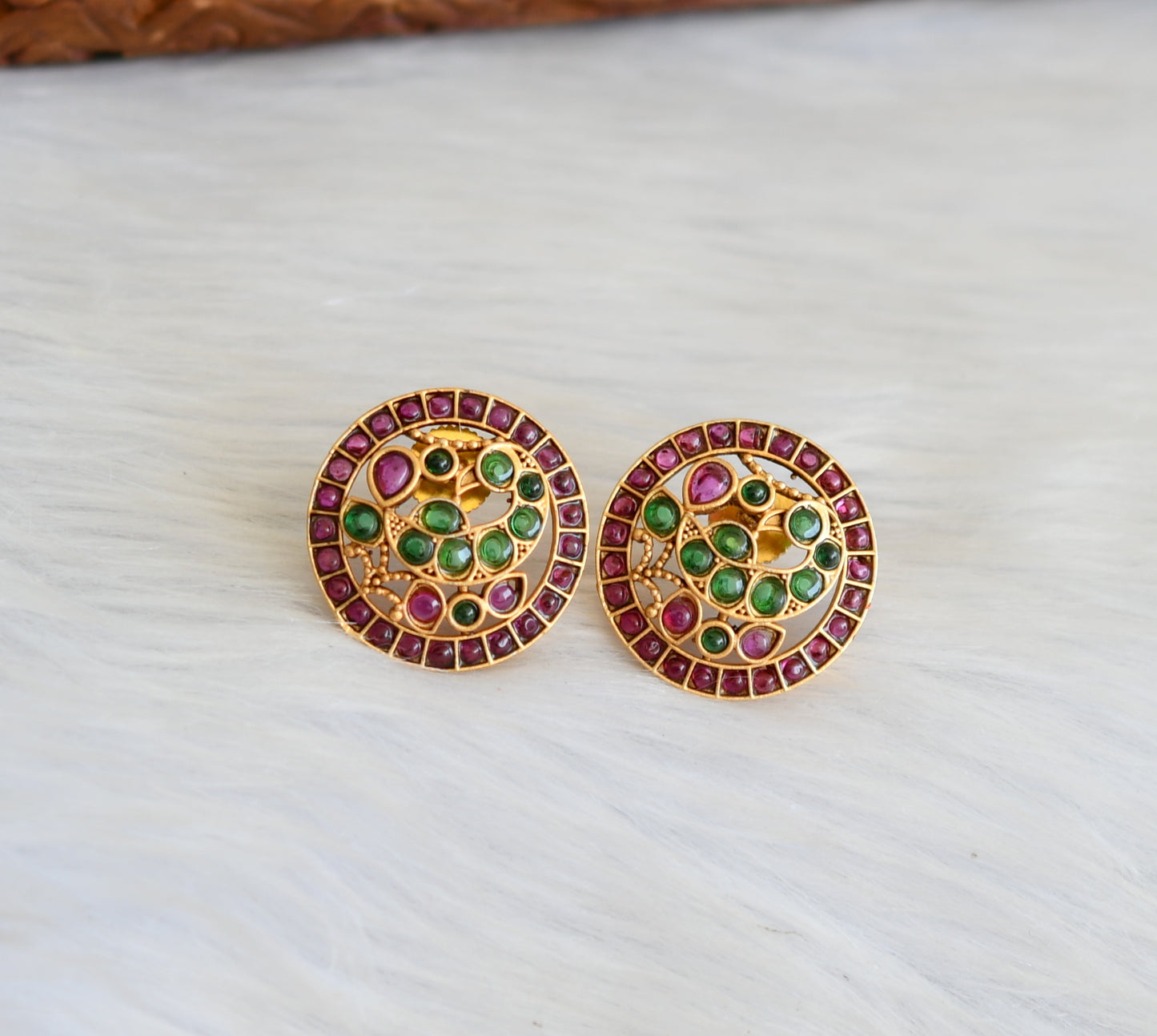 Matte finish kemp-green peacock earrings/Stud dj-40981