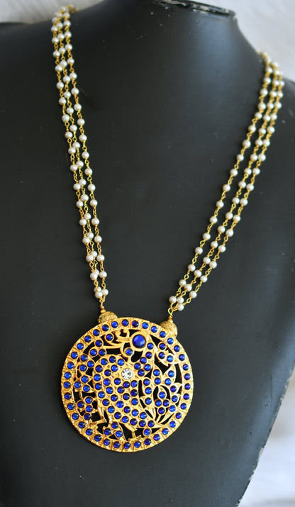 Gold tone blue swan round pendant haar dj-39353