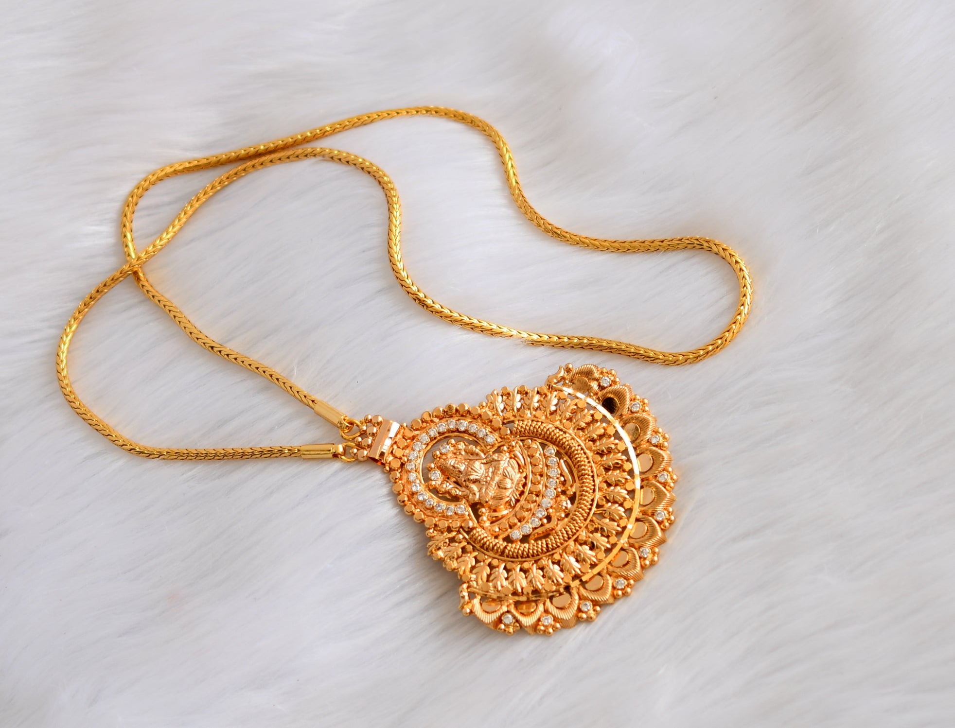 Gold tone ad white stone Lakshmi pendant with chain dj-39449 – dreamjwell