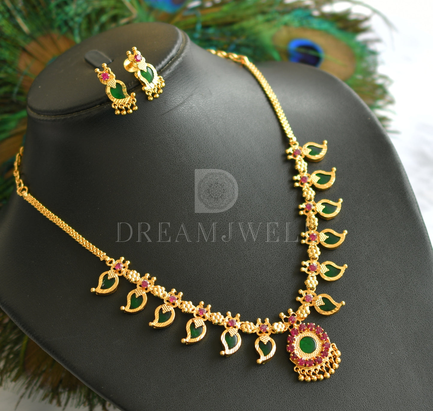 Gold tone pink-green 6 petal mango necklace set dj-34085