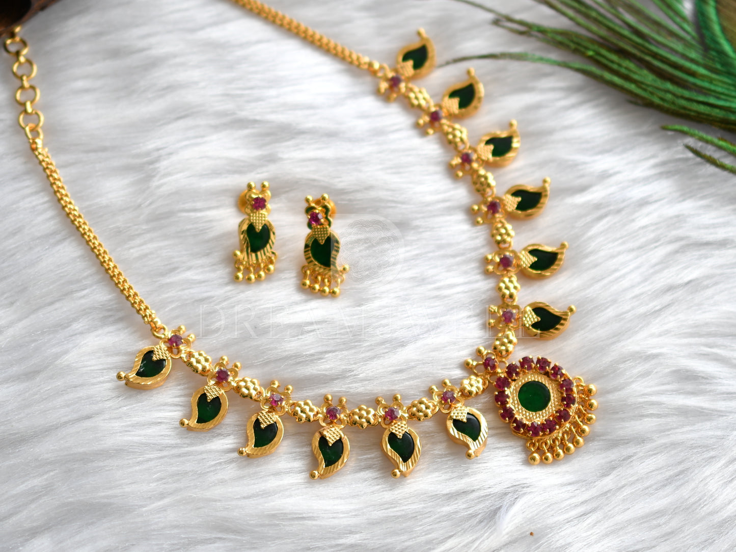 Gold tone pink-green 6 petal mango necklace set dj-34085