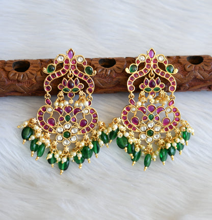Matte finish kemp-green-white peacock pearl cluster green beaded earrings dj-41009
