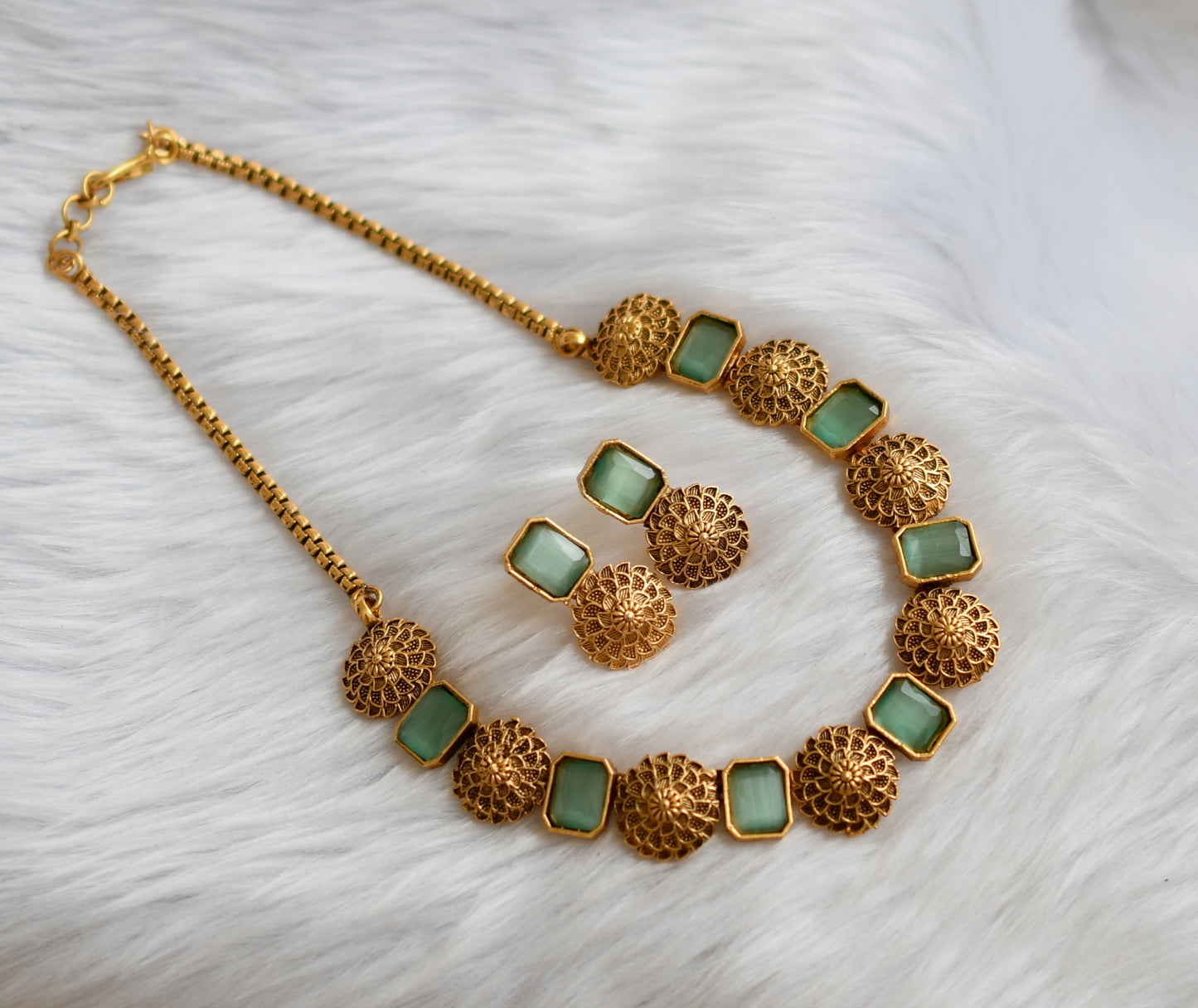 Antique gold tone flower sea green block stone necklace set dj-38666