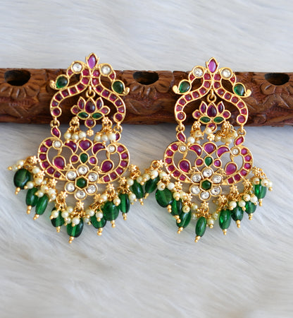 Matte finish kemp-green-white peacock pearl cluster green beaded earrings dj-41009