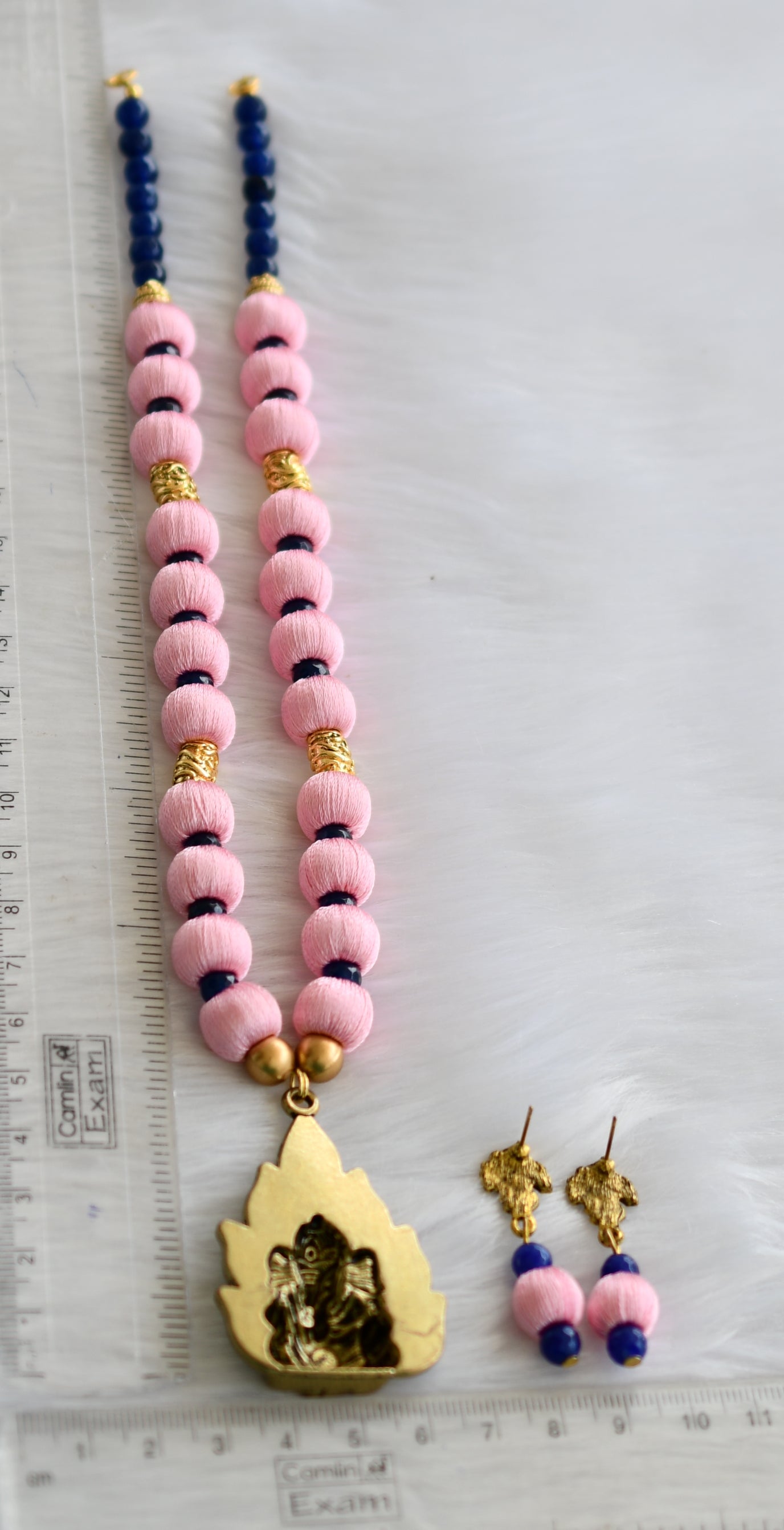 Antique gold tone pink-blue silk thread Ganesha necklace set dj-11418