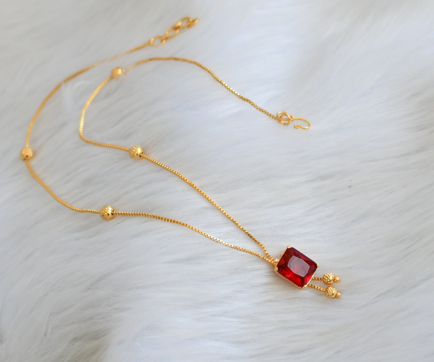 Gold tone red block stone pendant with chain dj-39428