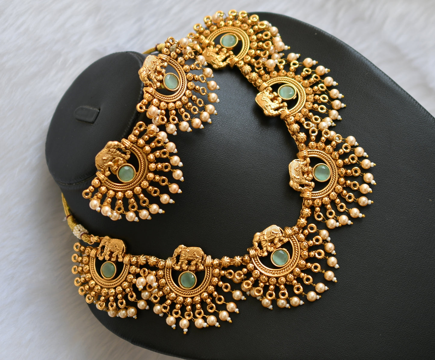 Antique gold pearl Elephant round sea green stone necklace set dj-38701