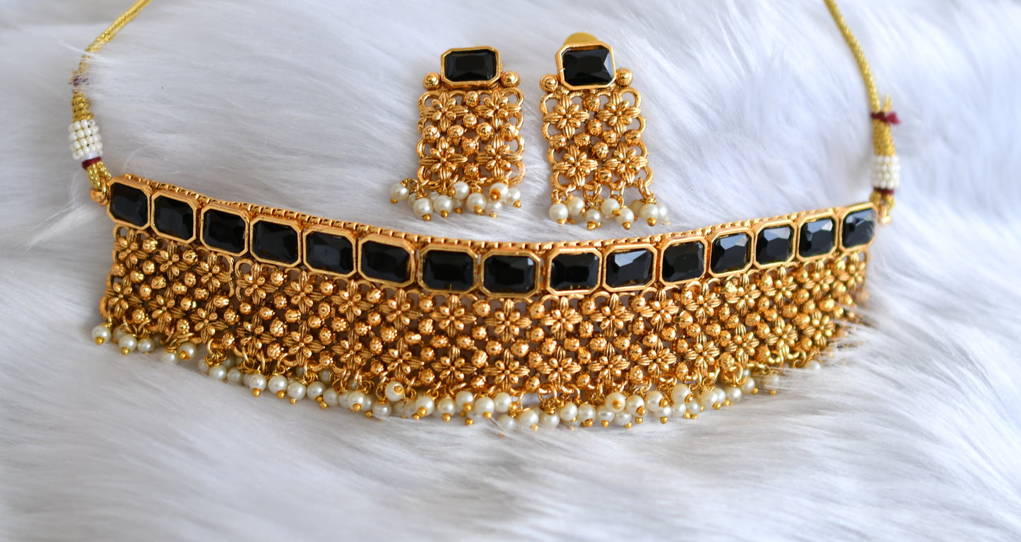 Antique gold tone pearl cluster black block stone choker necklace set dj-38705