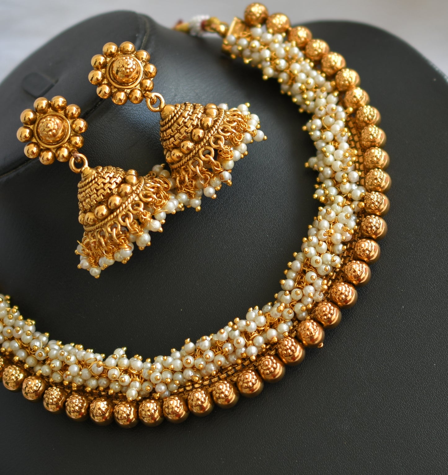 Antique gold tone pearl cluster necklace set dj-34000