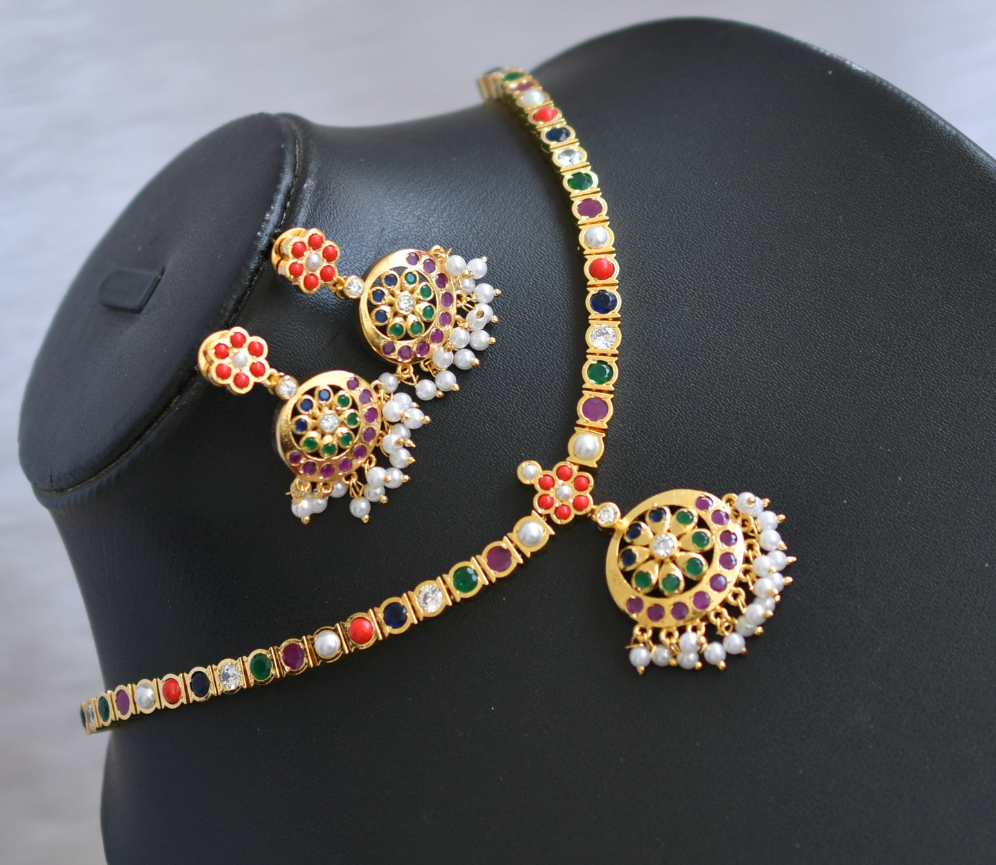 Gold tone navarathna south Indian style attigai/necklace set dj-18305