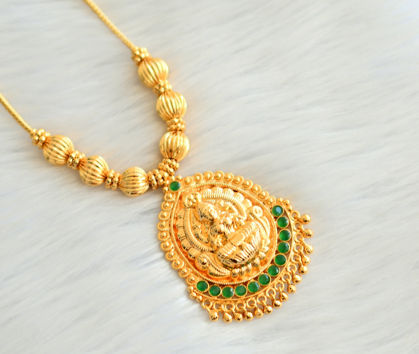 Gold tone green lakshmi kodi necklace dj-28995