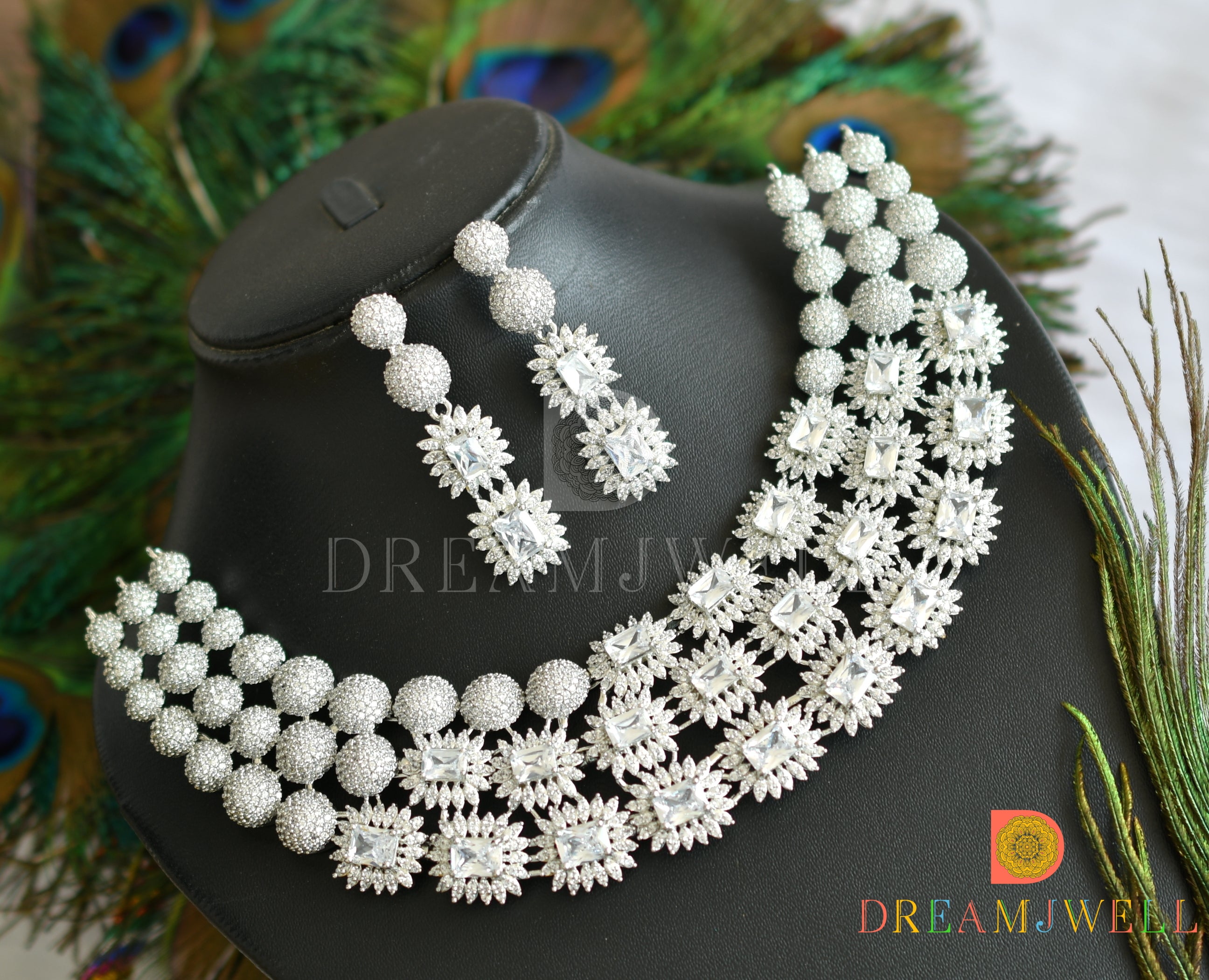 Aafiya Silver Bridal Necklace Set - Golden Shimmer – SOKORA JEWELS