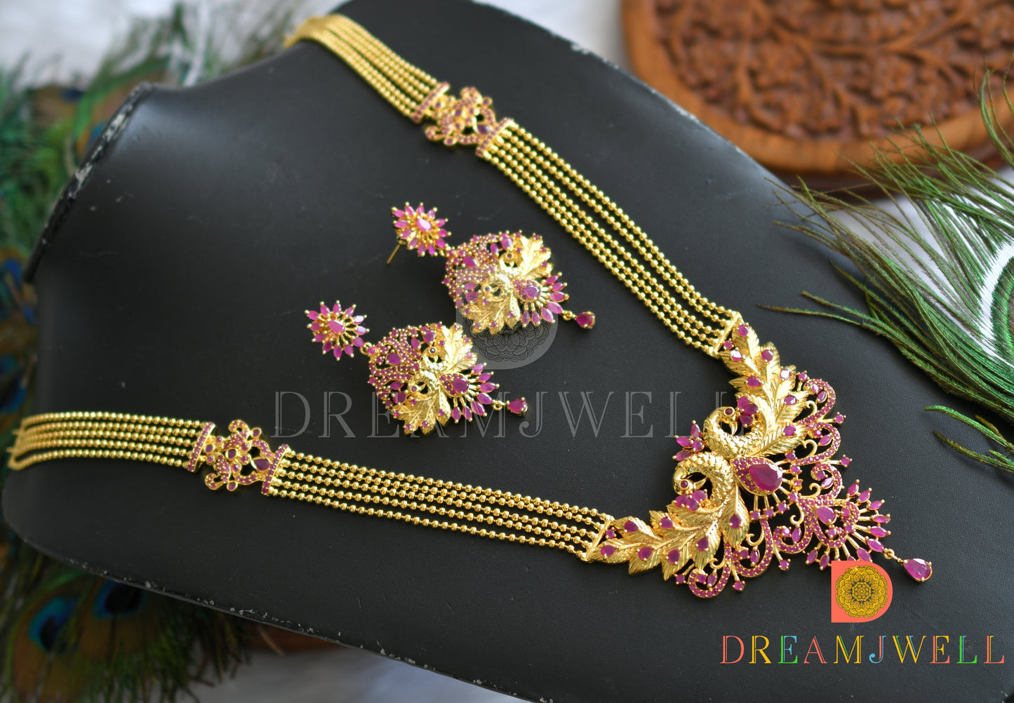 Gold tone multilayer ruby peacock haar set dj-14470