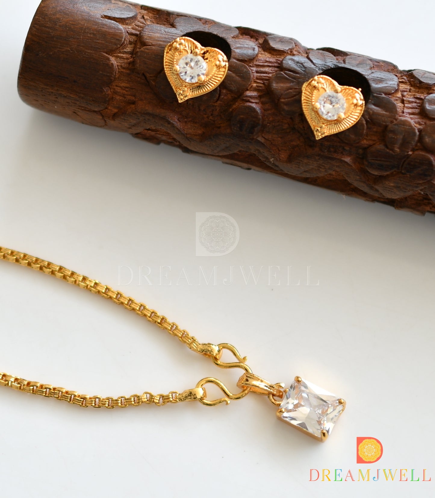 Gold tonre chain with block stone and heart shape earrings dj-37077