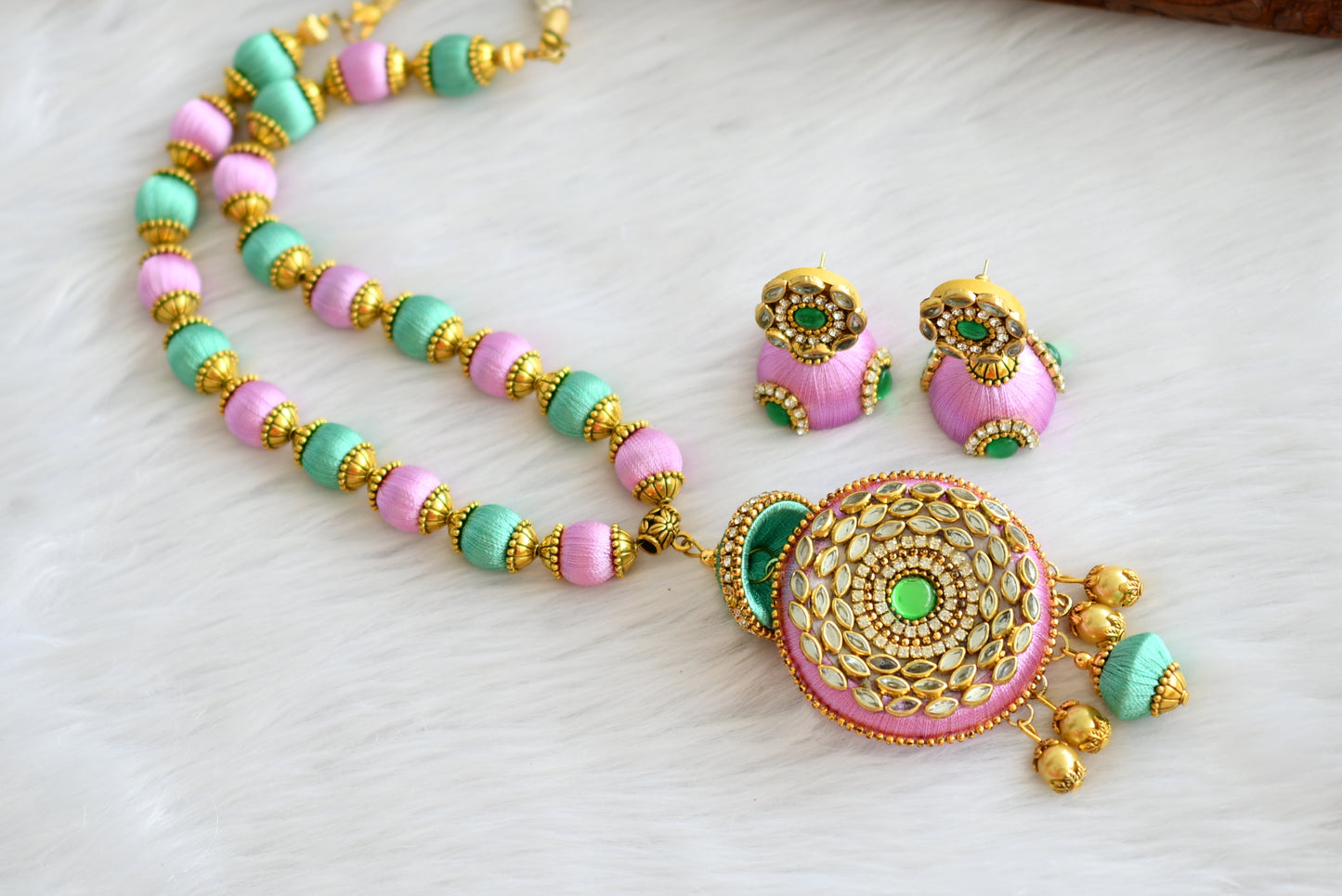 Silk thread pink-green necklace set dj-19684