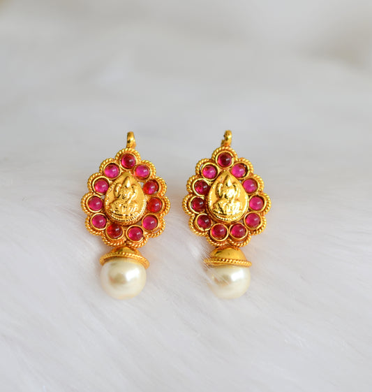 Antique gold tone Lakshmi kemp stud/earrings dj-02401